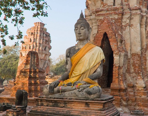Ayutthaya Temples and River Cruise Day Trip